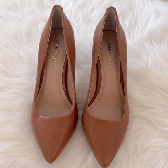 Sole society pump size 6 - Picture 1 of 5
